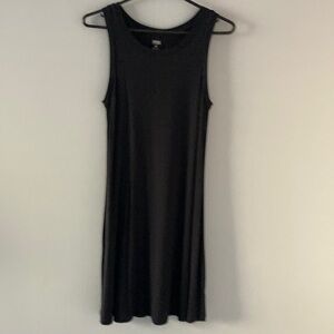 Black Sleeveless Dress